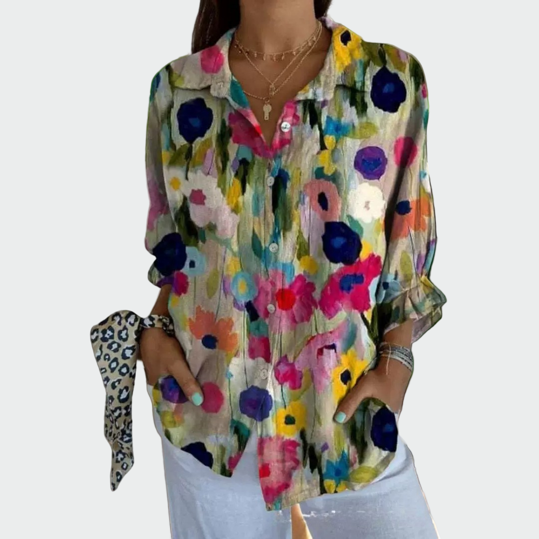 Camisa elegante con estampado floral