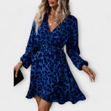 Vany | Vestido elegante de leopardo con escote en V