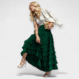 Falda elegante con detalle decorativo en tul