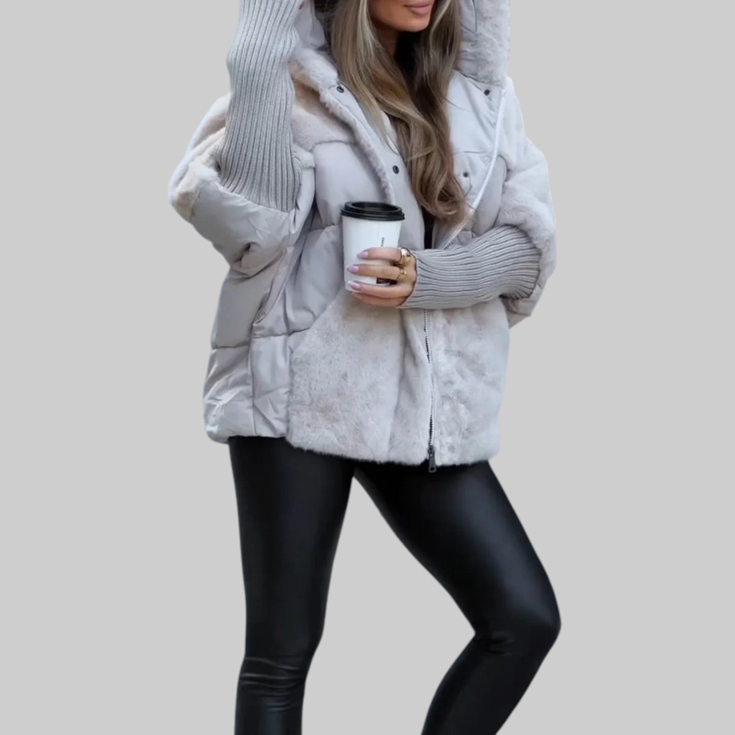 Raven | Chaqueta bomber con capucha moderna