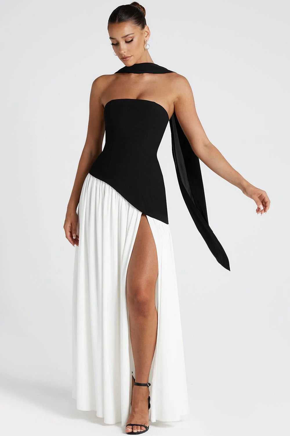 Beatriz | Vestido Largo con Corte Sofisticado
