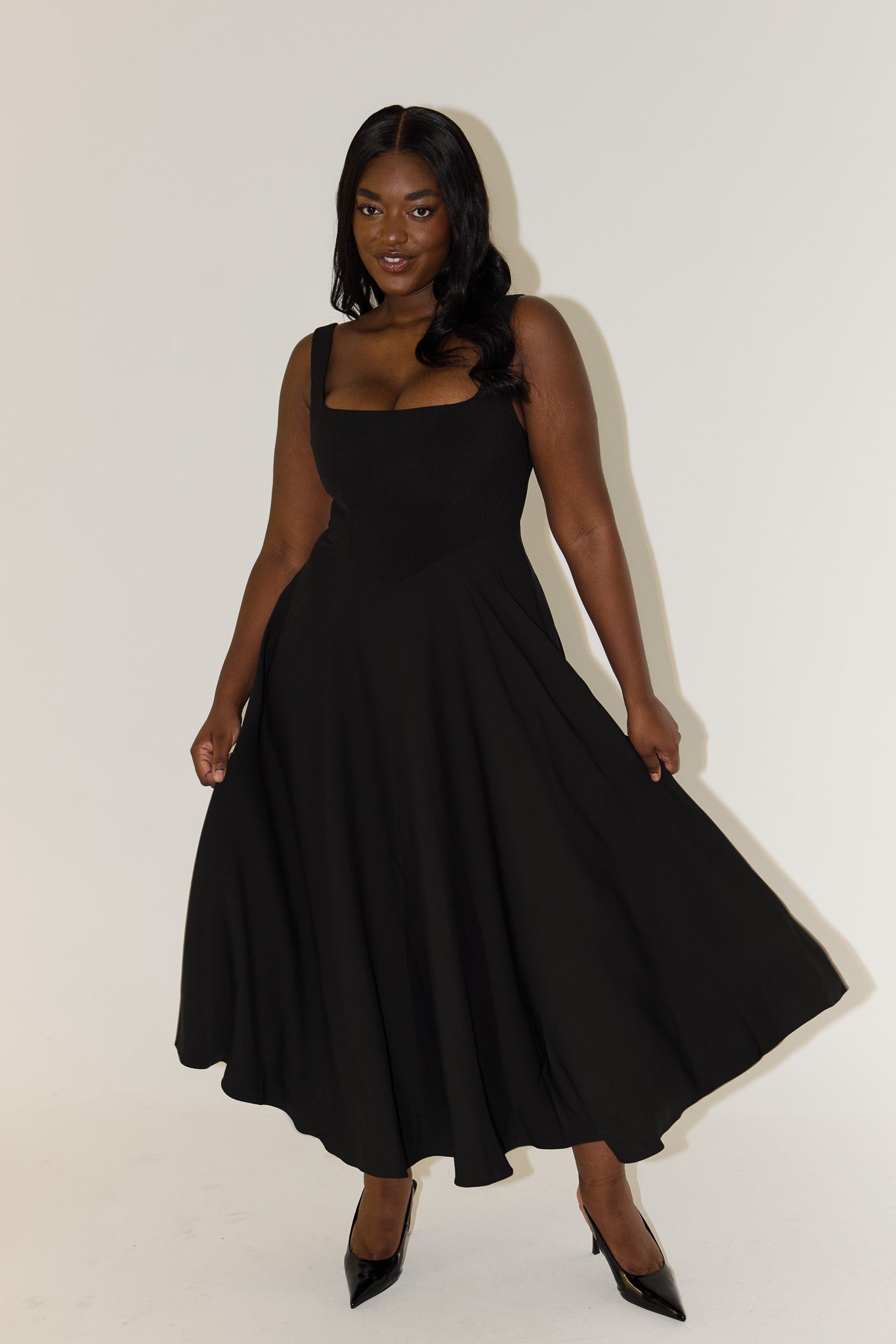 Amélia | Vestido Midi Atemporal y Fluido