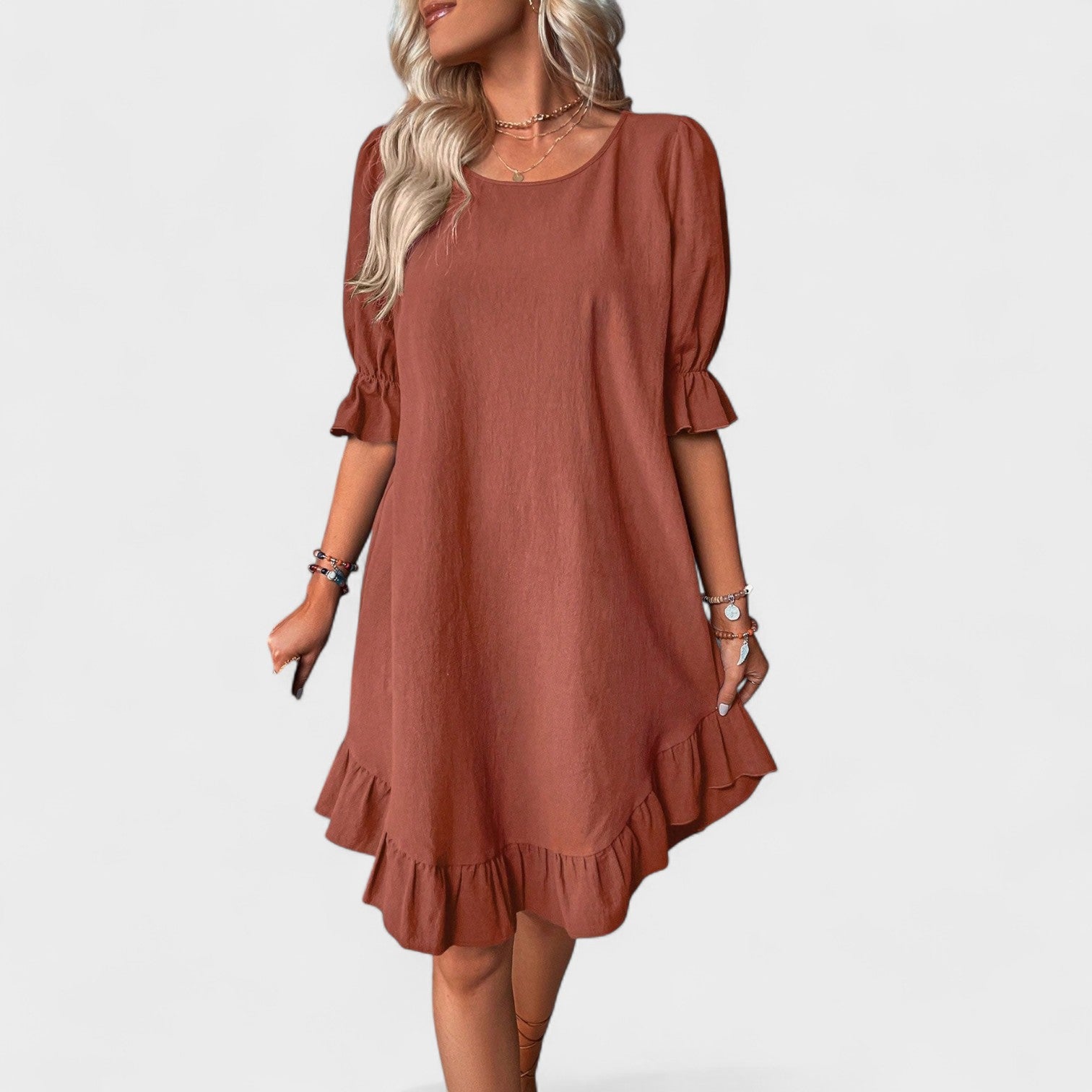 Sassa - Vestido casual con volantes