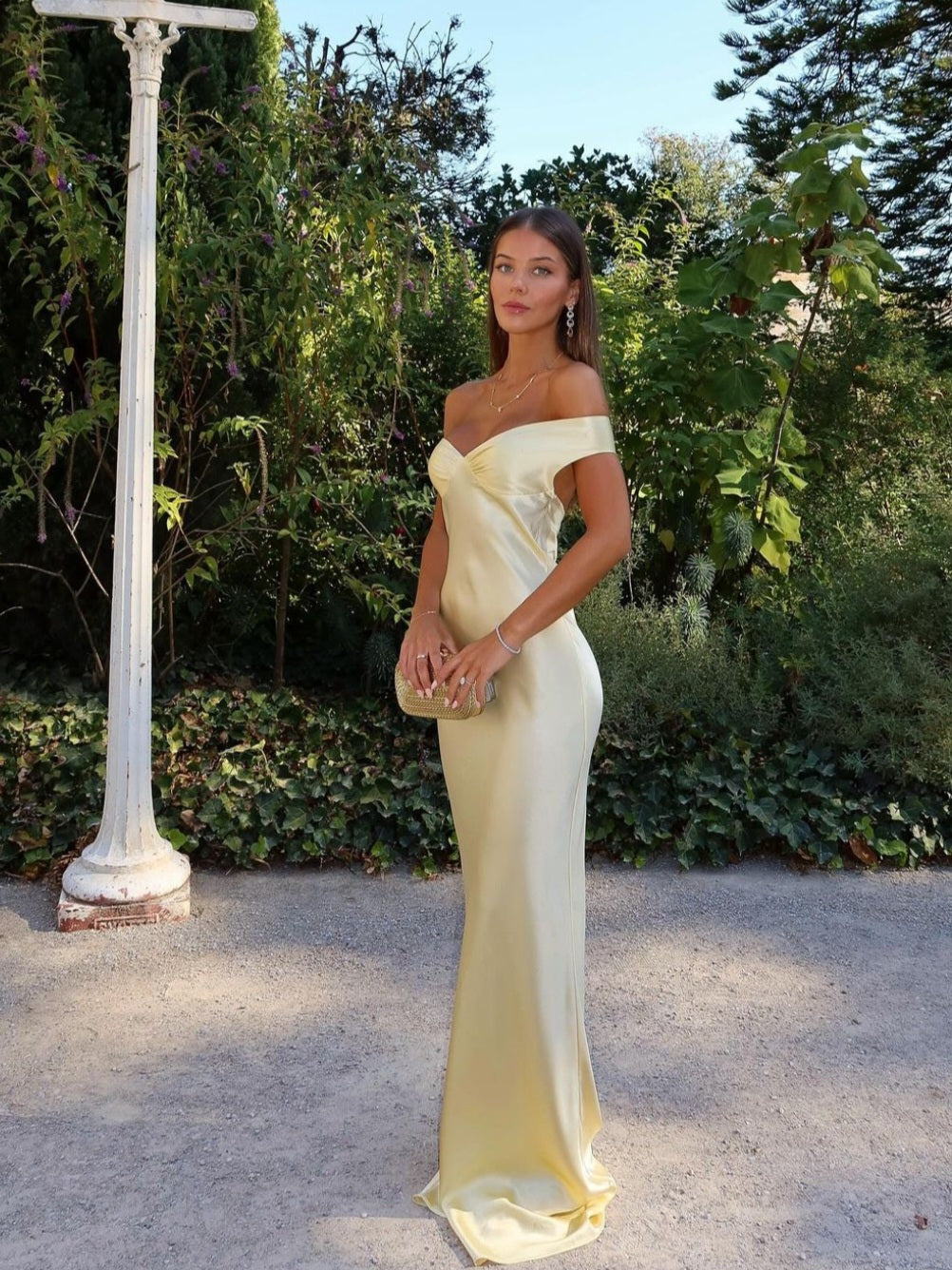 Bárbara | Vestido largo de satén sin espalda