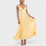 Aby | Vestido largo plisado amarillo con escote en V
