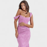Cesca | Vestido de silueta escultórica