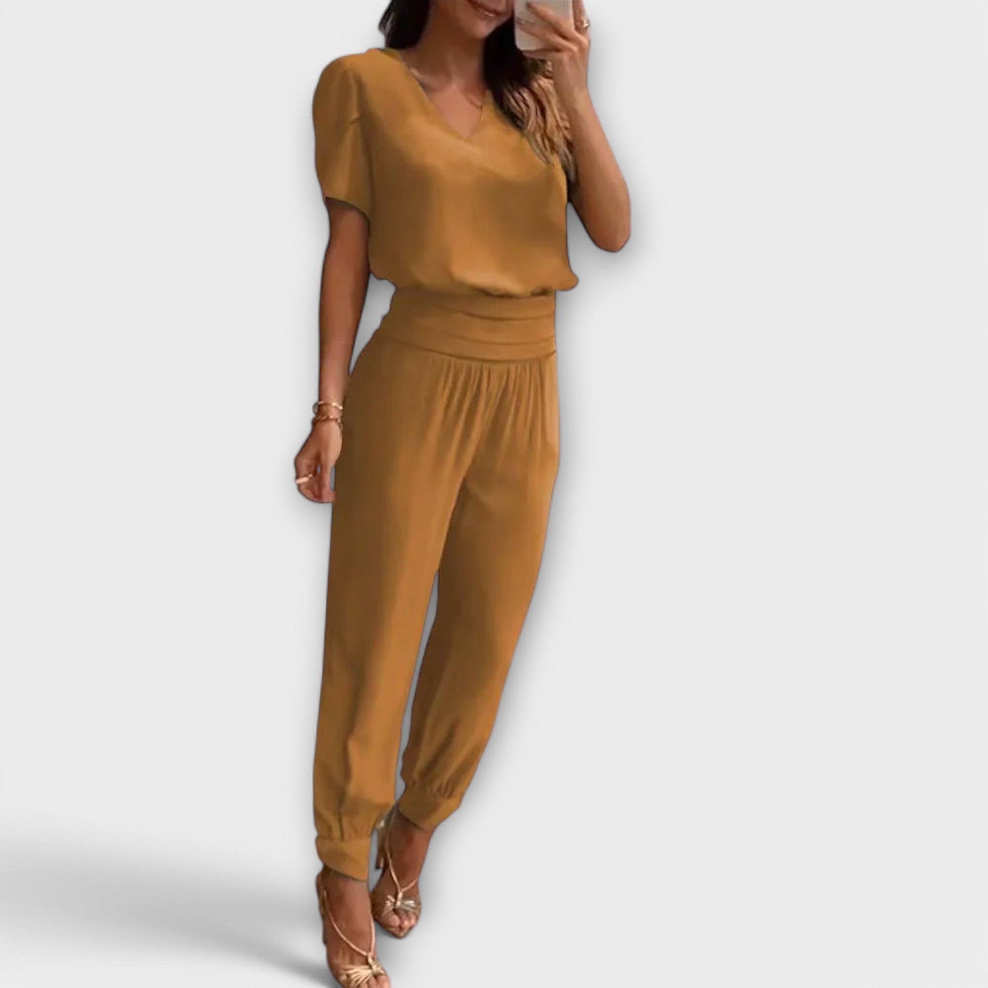 Irmelin | Conjunto elegante con camisola y pantalones