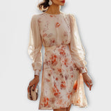Vestido Floral con estampado floral y mangas cortas