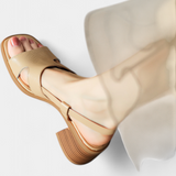 Milie | Sandalias Retro con Punta Cuadrada y Tacón Cómodo