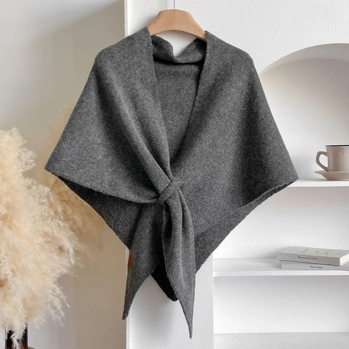 Aurora – Capa de Otoño Suave y Elegante